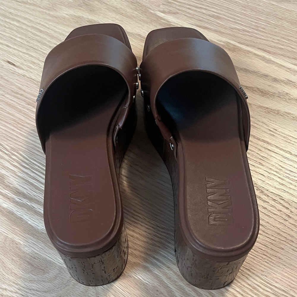 DKNY Brown Platform Thick Sandals Heels - Picture 7 of 8